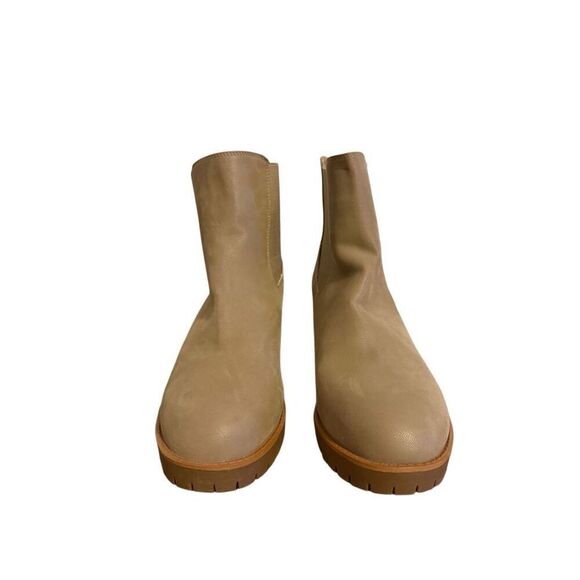 Brand New Mia Amore Letty Lug Sole Chelsea Chunky Ankle Boots in Stone Size 10 - Picture 9 of 13